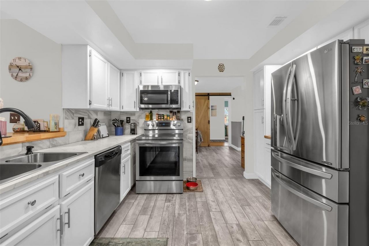 5202 Sydney Road , Fruitland Park, FL 34731 Photo