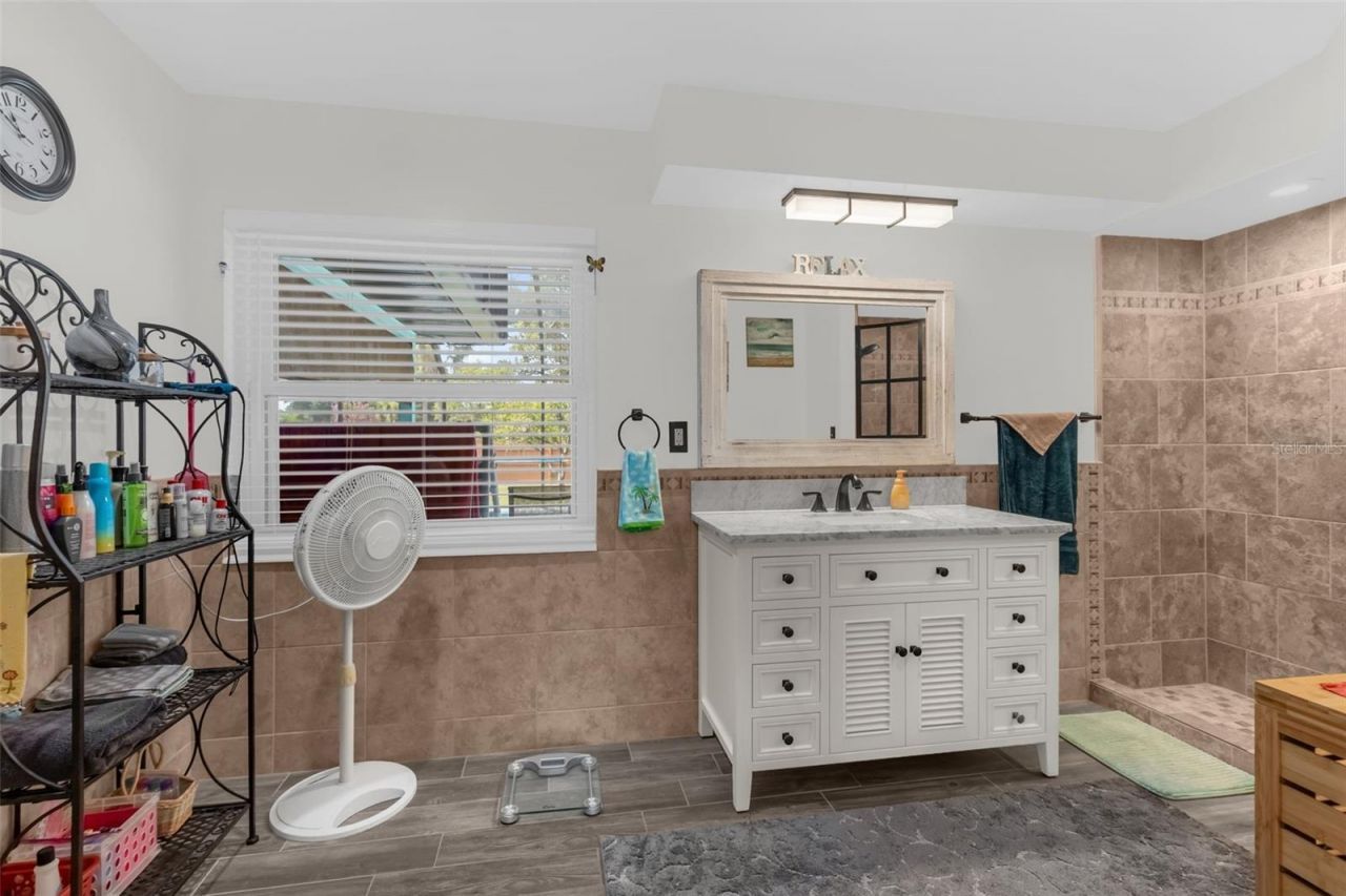 5202 Sydney Road , Fruitland Park, FL 34731 Photo