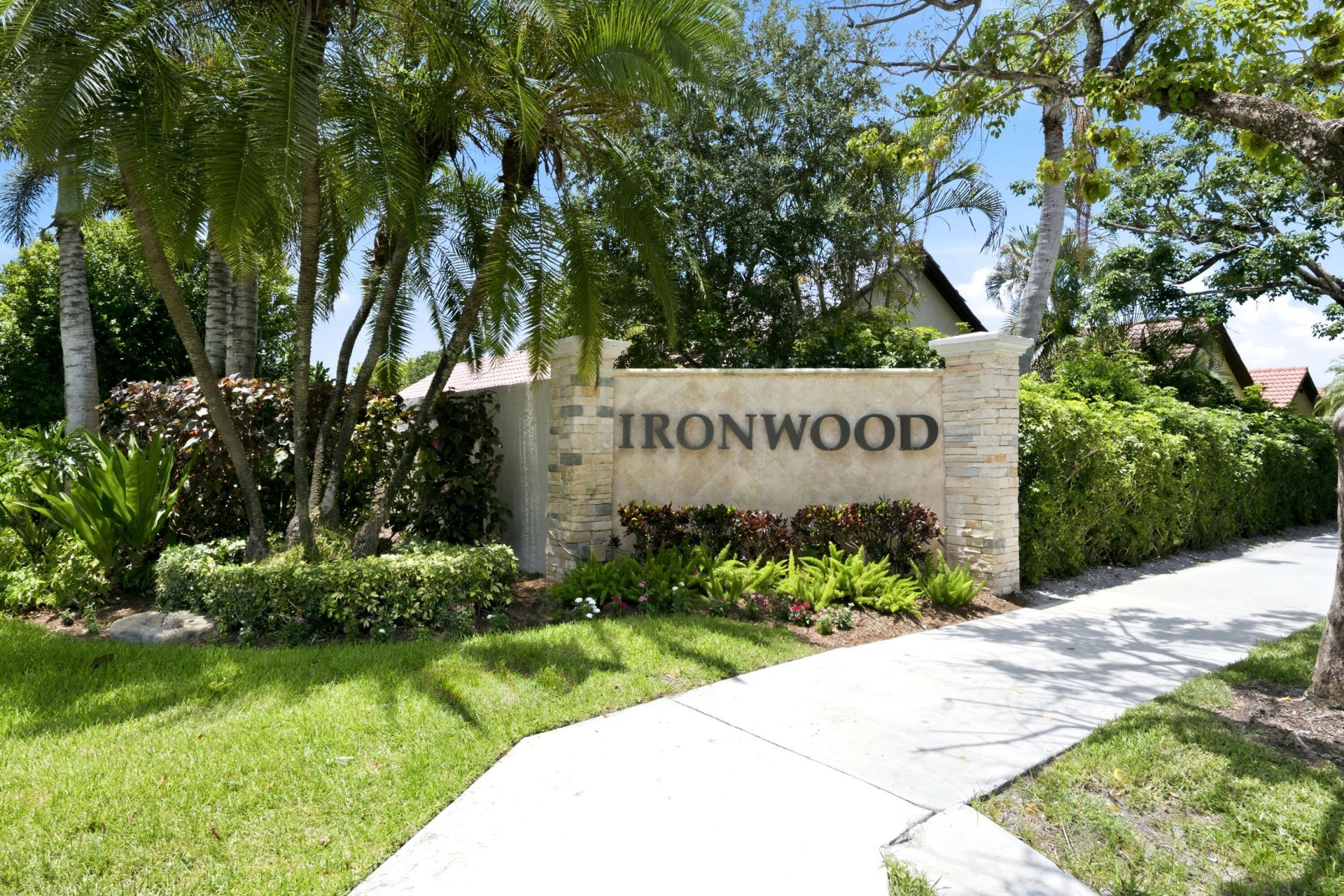 18 Ironwood Way N, Palm Beach Gardens, FL 33418 Photo