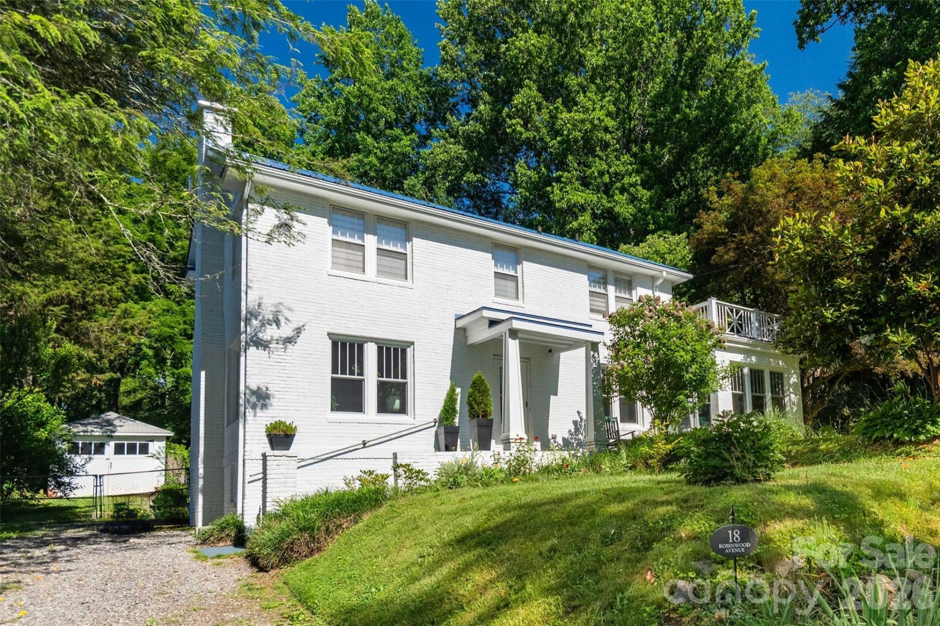 18 Robinwood Avenue, Asheville, NC 28806 Main Photo