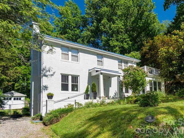 18 Robinwood Avenue, Asheville, NC 28806