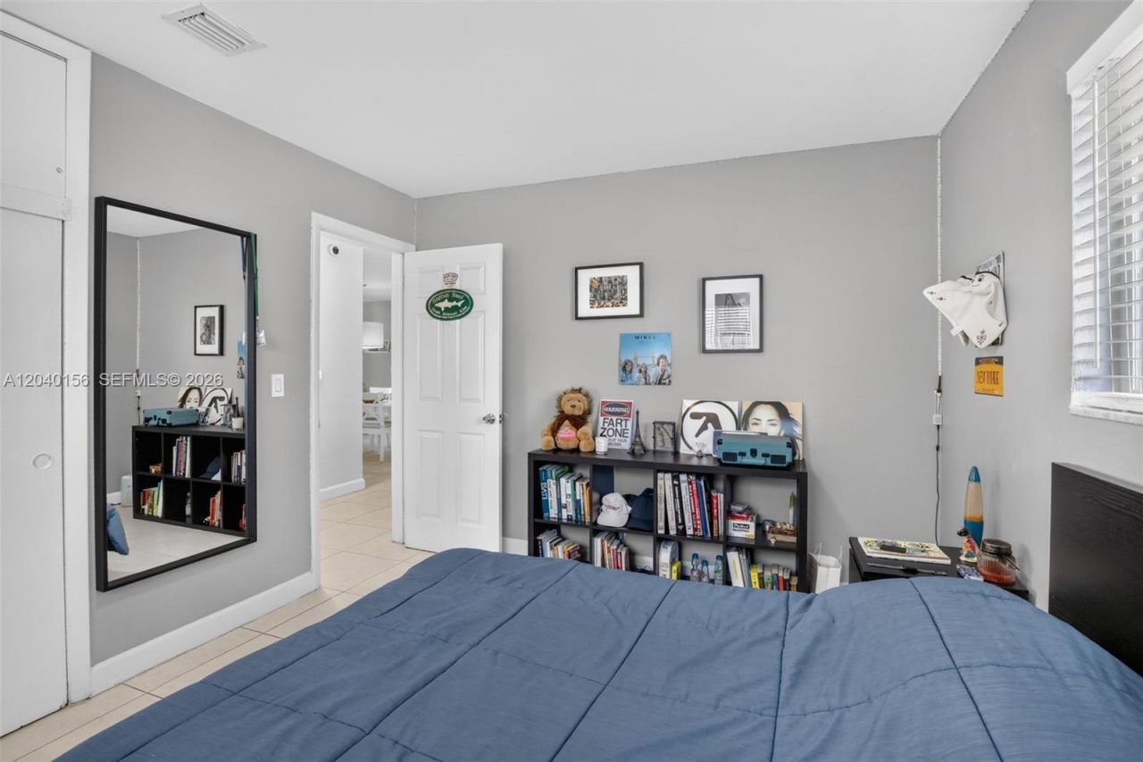 2220 N 40th Ave , Hollywood, FL 33021 Photo
