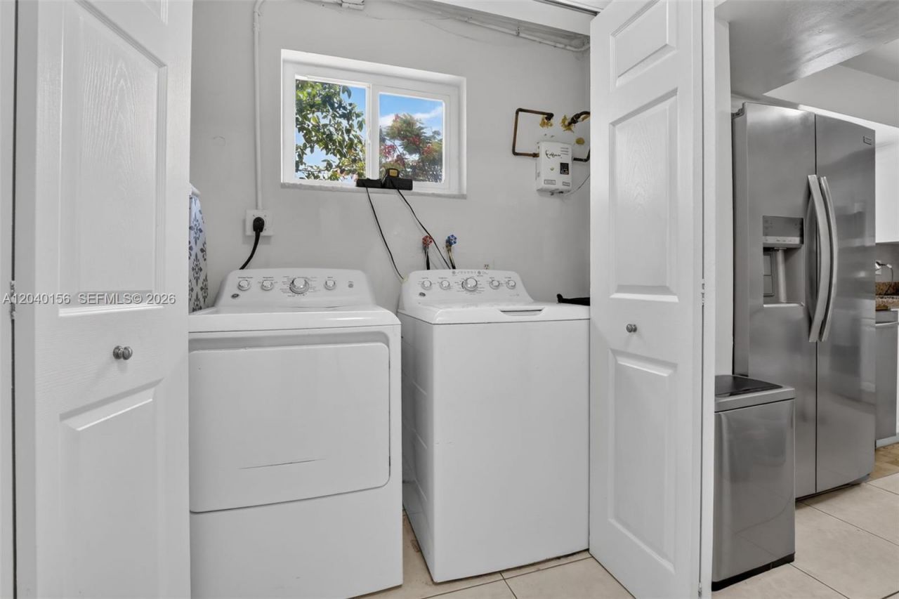 2220 N 40th Ave , Hollywood, FL 33021 Photo