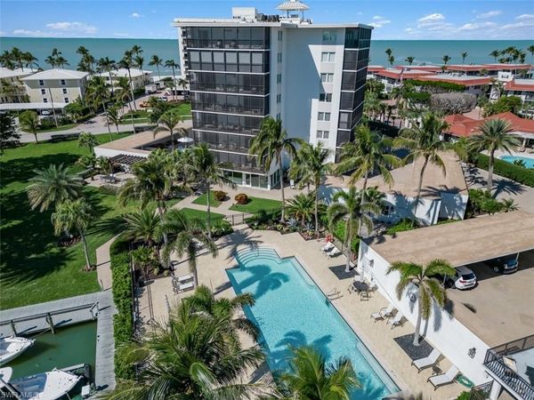2170 Gulf Shore BLVD N, Unit 24W, NAPLES, FL 34102