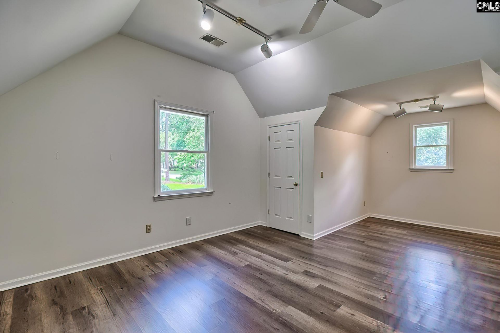 1629 Forest Trace Drive Photo 25