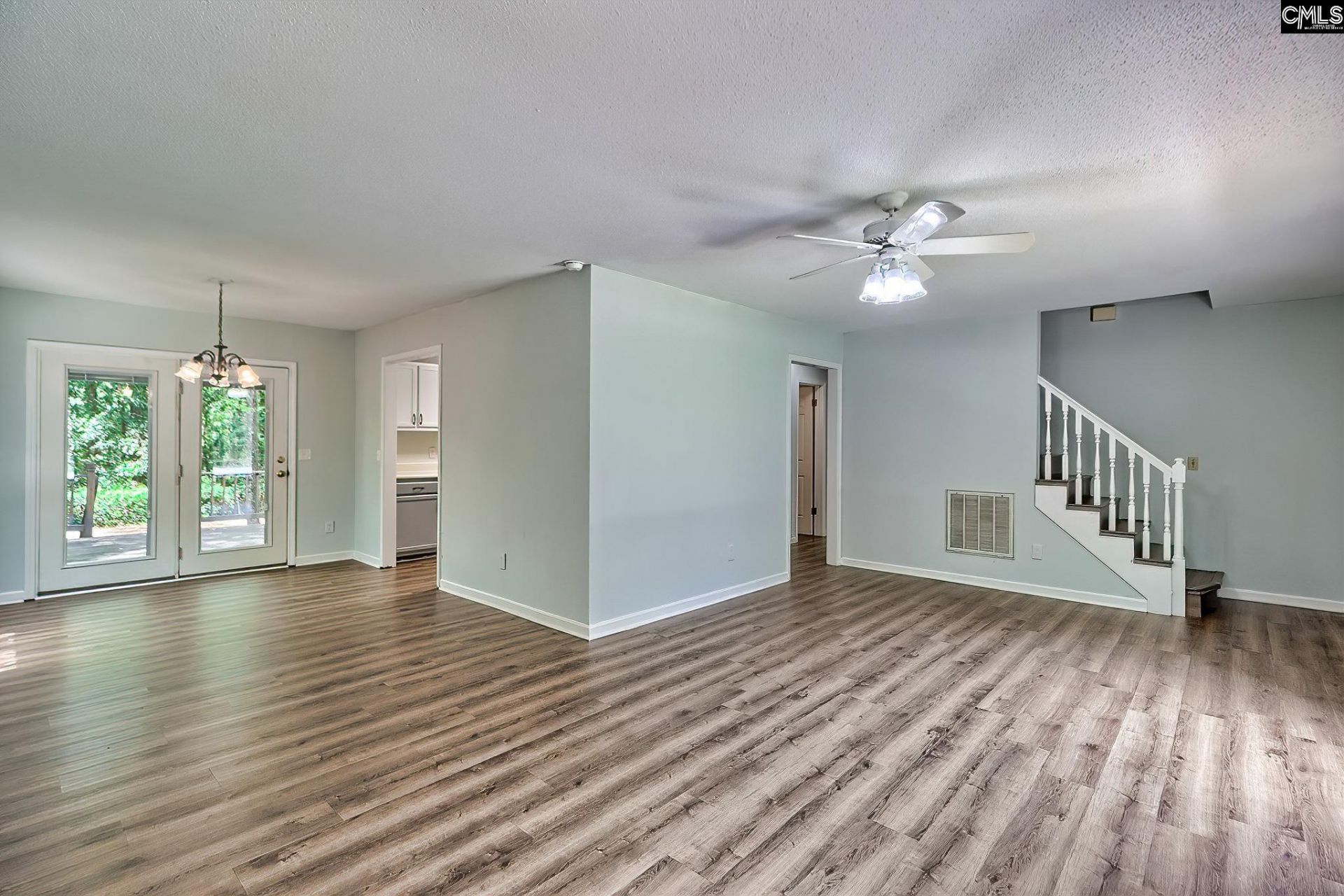1629 Forest Trace Drive Photo 9