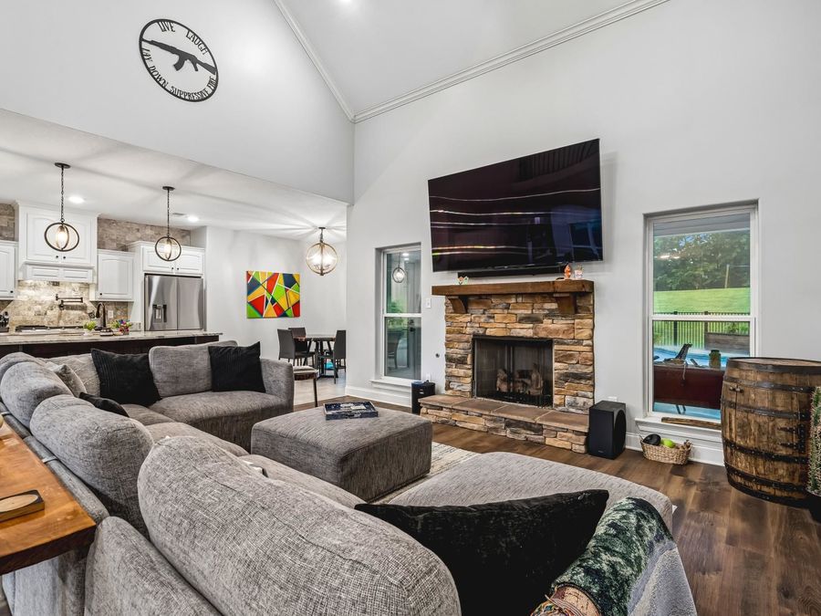 Property Image 12