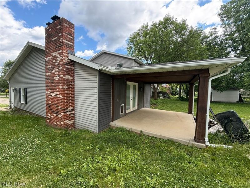 2116 Overcrest Street, Alliance, OH 44601 Photo 3