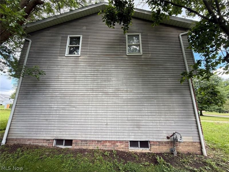 2116 Overcrest Street, Alliance, OH 44601 Photo 7