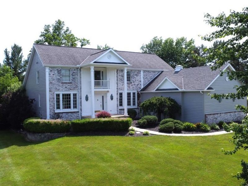 2740 S Canyon Trail, Hinckley, OH 44233 Photo 1