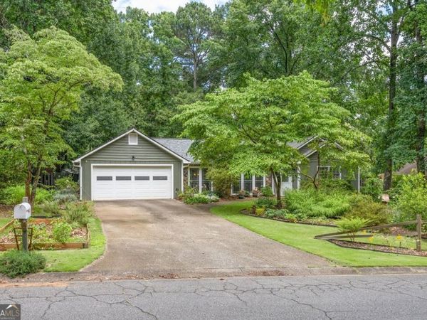 4455 Dunmovin Drive NW, Kennesaw, GA 30144