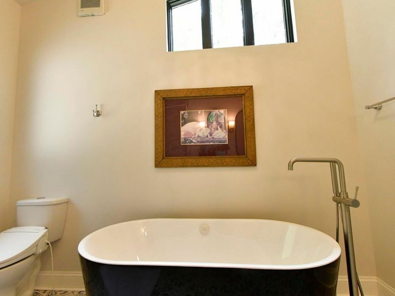 2074 Yana Lane, Hideaway Hills, OH 43107 Photo 23
