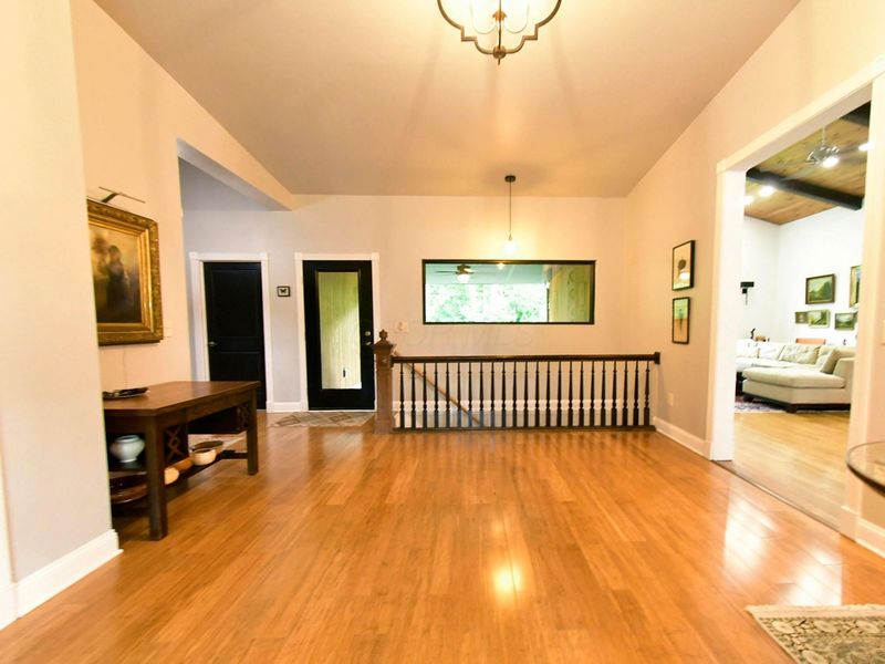 2074 Yana Lane, Hideaway Hills, OH 43107 Photo 6