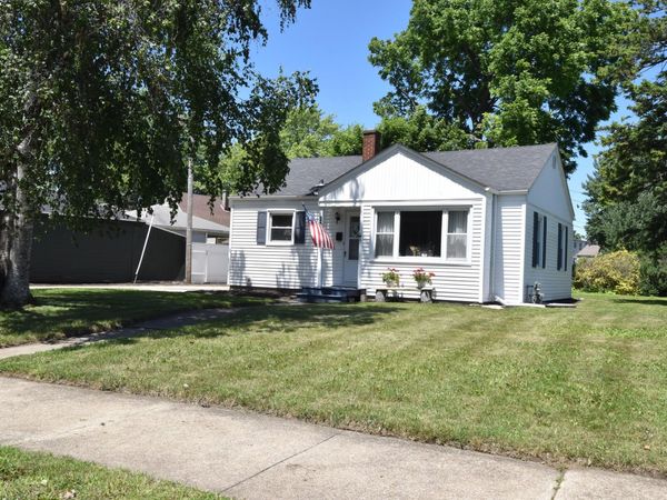 2030 Webster St, Racine, WI 53406