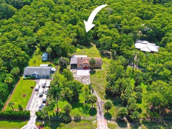 160 19th ST NW, NAPLES, FL 34120