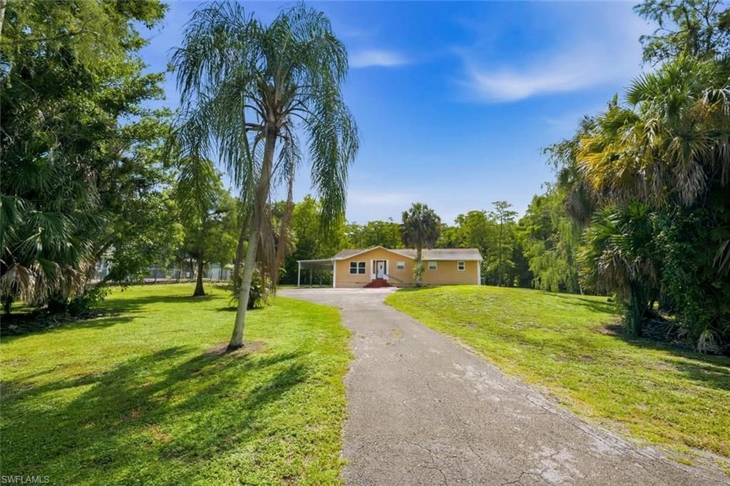 160 19th St Nw, Naples, FL 34120 Photo