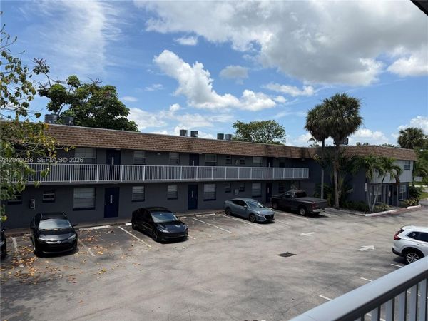 4767 NW 9th Dr , Unit 4767, Plantation, FL 33317
