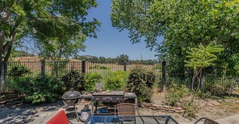 121 Gold Nugget, Valley Springs, CA 95252 Photo