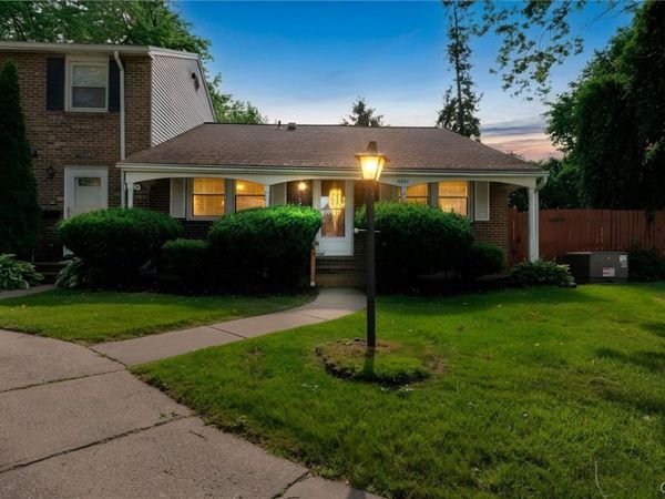 4327 Belmont Drive, Liverpool, NY 13090