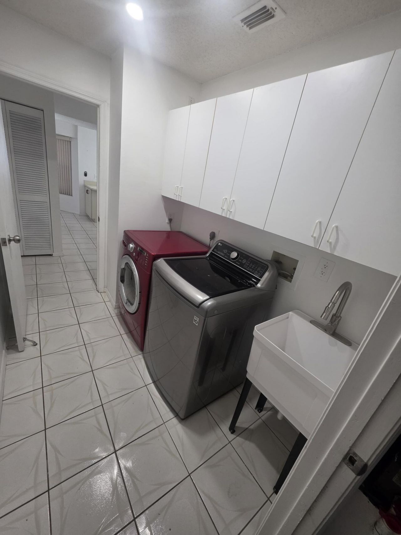 230 SW Inwood Avenue, Port Saint Lucie, FL 34984 Photo