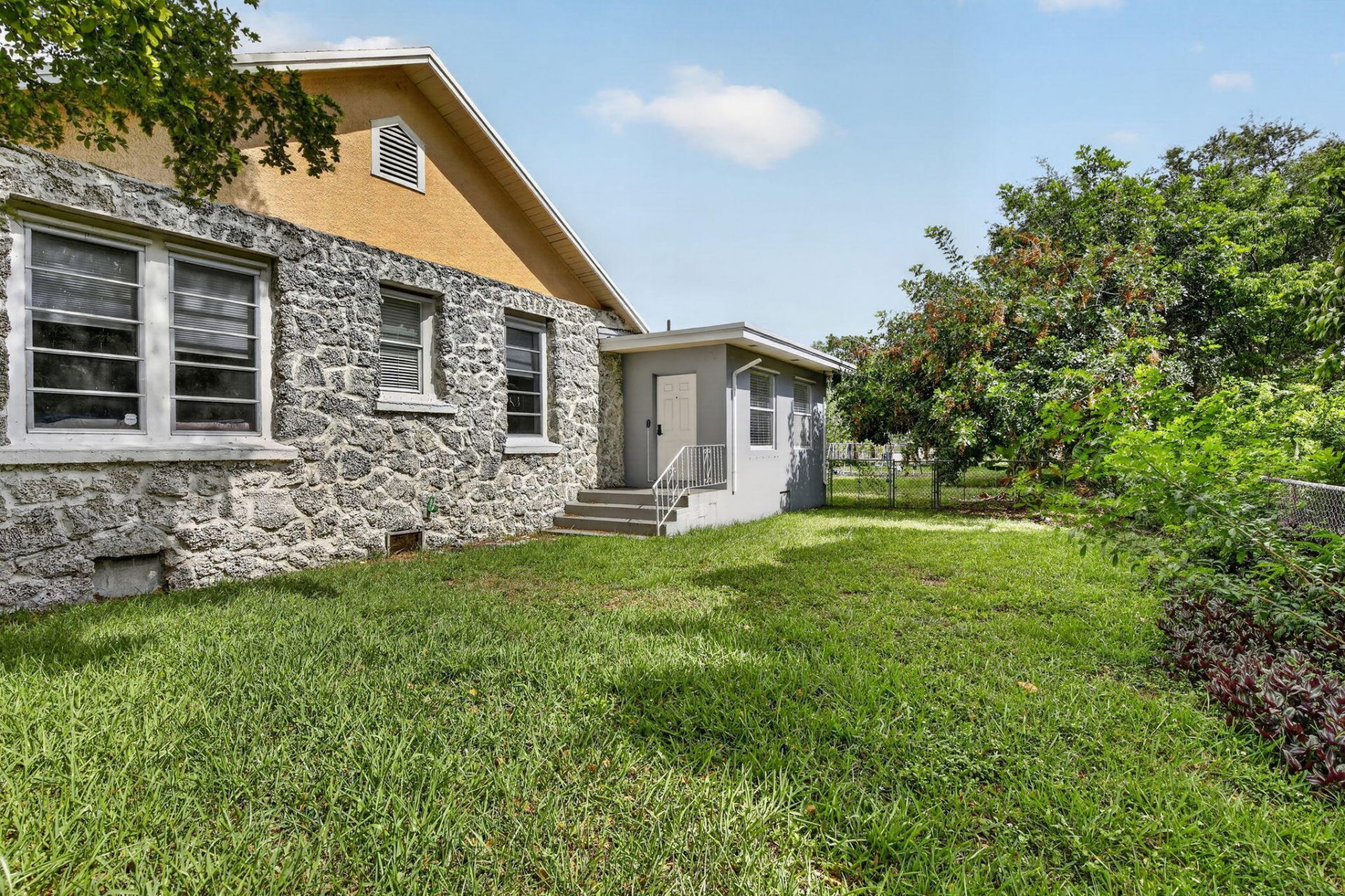 2465 Taylor Street, Hollywood, FL 33020 Photo