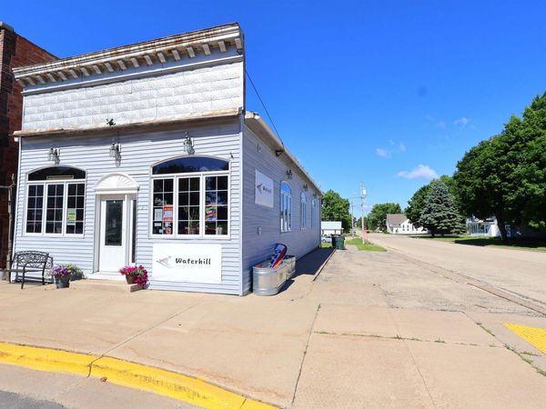 297 N Center Street, Livingston, WI 53554