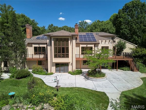 13600 Park Place Court, Town and Country, MO 63131