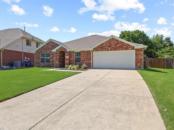 1204 Bayside Drive, Wylie, TX 75098