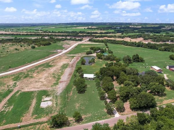 1447 Campbell Road, Waxahachie, TX 75167