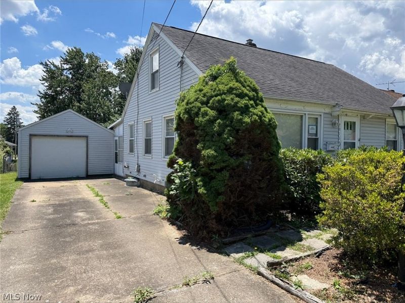 2916 Joseph Place NW, Canton, OH 44708 Photo 6