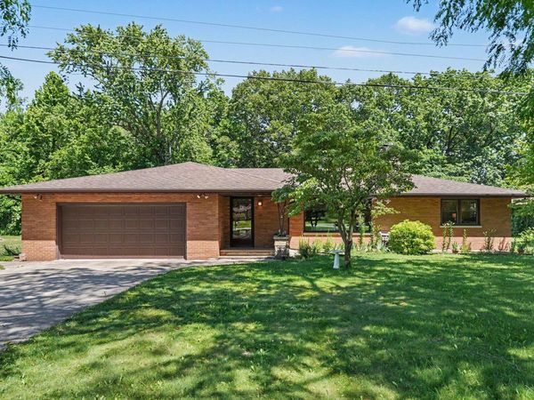 2489 Washington Avenue, St. Joseph, MI 49085