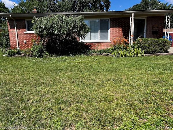 1659 Cynthia Avenue, Madison Heights, MI 48071