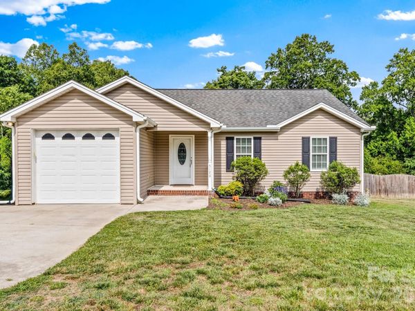 5126 Wallburg Road, Winston Salem, NC 27107