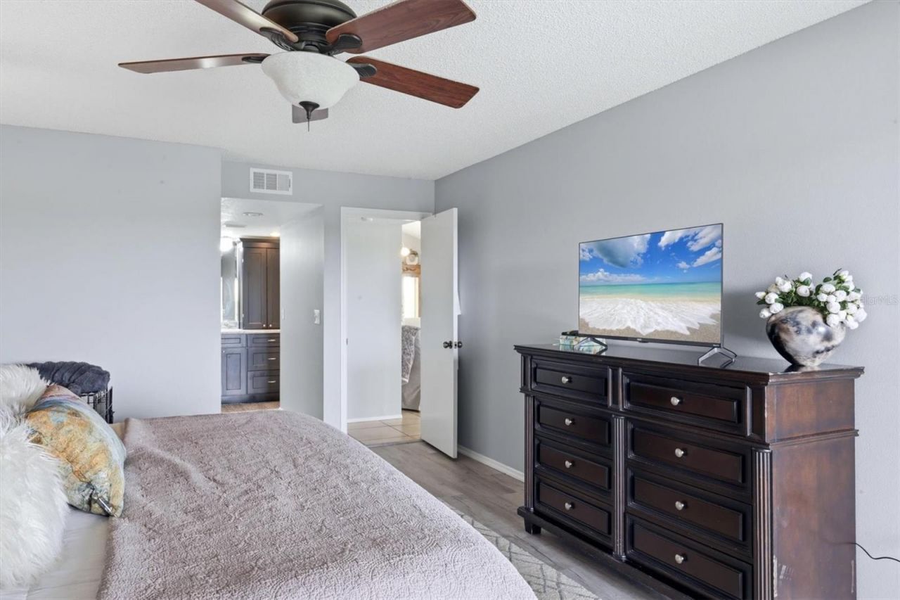 1103 Edgewater Circle, Unit 1103, Bradenton, FL 34209 Photo