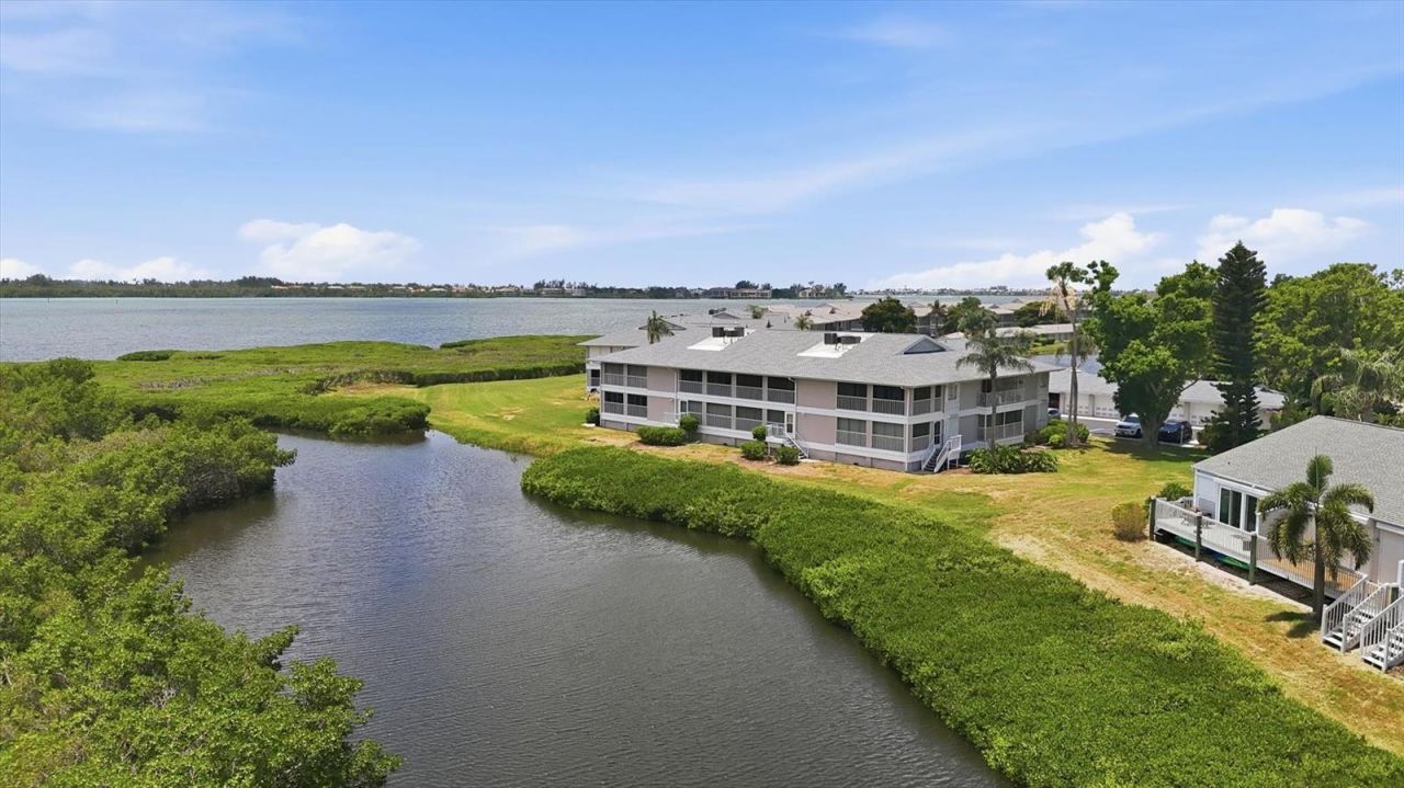 1103 Edgewater Circle, Unit 1103, Bradenton, FL 34209 Photo