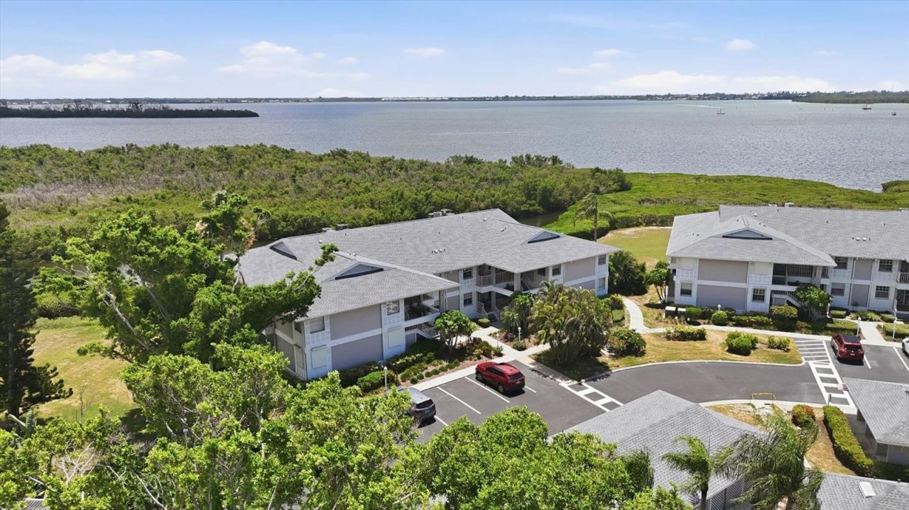 1103 Edgewater Circle, Unit 1103, Bradenton, FL 34209 Photo