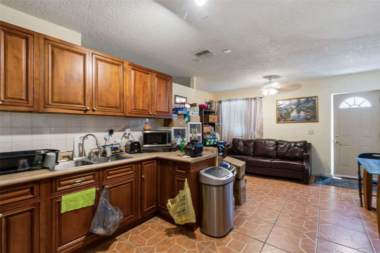 1426 Jubal Drive , Orlando, FL 32818 Photo
