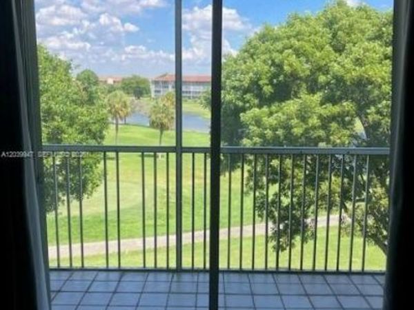 850 SW 133 Ter , Unit 411B, Pembroke Pines, FL 33027
