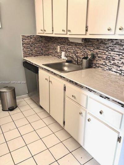 850 SW 133 Ter, Unit 411B, Pembroke Pines, FL 33027 Photo