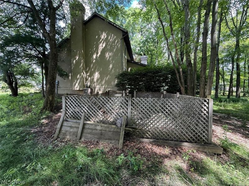 5755 Logan Arms Drive, Girard, OH 44420 Photo 6