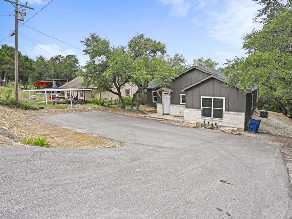 2213 WATERFRONT PARK DR, Canyon Lake, TX 78133