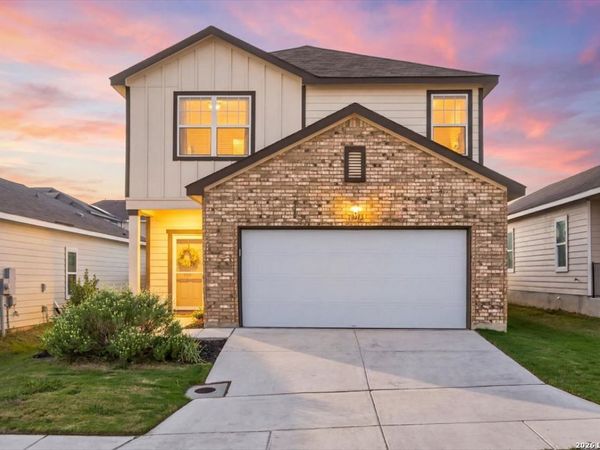 13517 Sunrise Meadow, St Hedwig, TX 78152