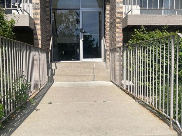 866 Crimson Court , Unit 1-105, Prospect Heights, IL 60070