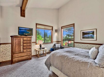 253 Basque, Truckee, CA 96161 Photo