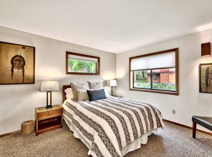 253 Basque, Truckee, CA 96161 Photo