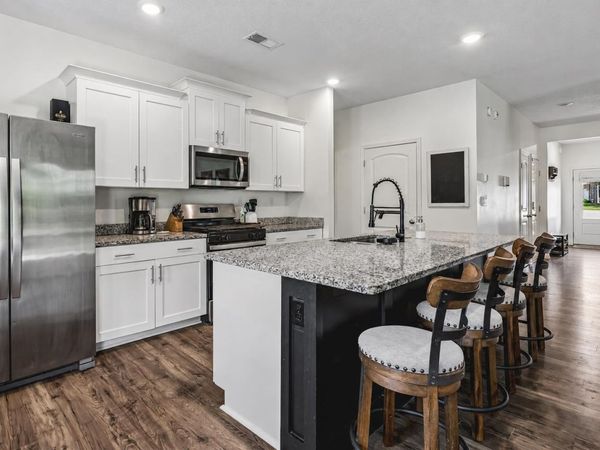 70 CHARLES CRK, Somerville, TN 38068