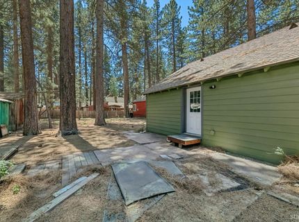 1081 Craig Avenue, South Lake Tahoe, CA 96150 Photo