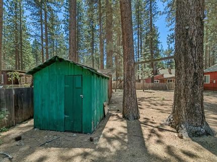 1081 Craig Avenue, South Lake Tahoe, CA 96150 Photo