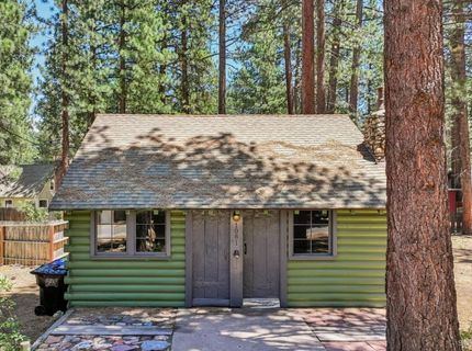 1081 Craig Avenue, South Lake Tahoe, CA 96150 Photo