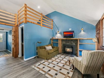 1081 Craig Avenue, South Lake Tahoe, CA 96150 Photo